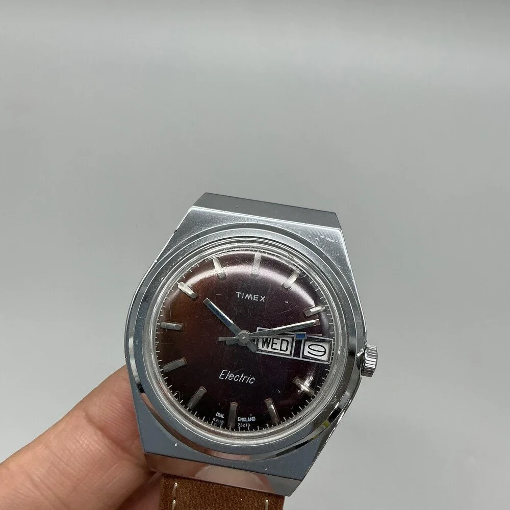Vintage 1970s Timex Electric Mens Watch 38mm Brown Dial Day Date Leather Strap
